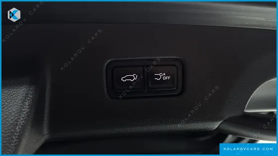 KIA CARNIVAL DIESEL 7-SEATER SIGNATURE