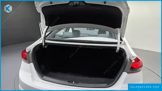 HYUNDAI ELANTRA (AVANTE) 1.6 GDI VALUE PLUS