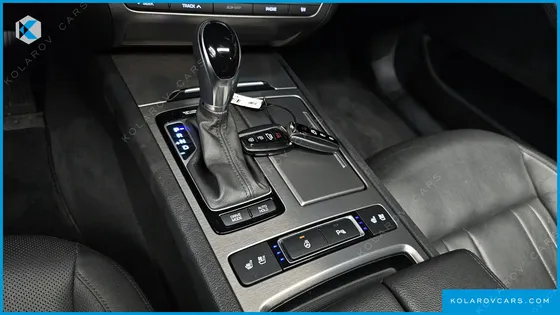 HYUNDAI GENESIS G330 MODERN AWD