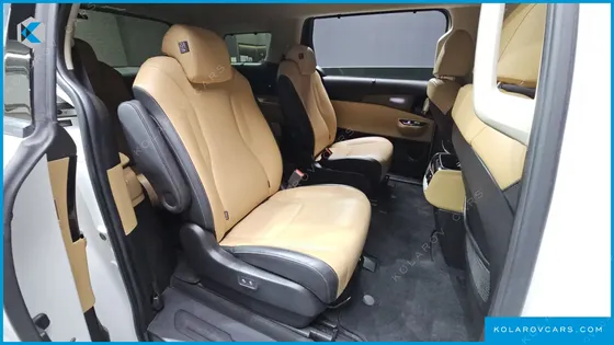 KIA CARNIVAL GASOLINE 9-SEATER SIGNATURE
