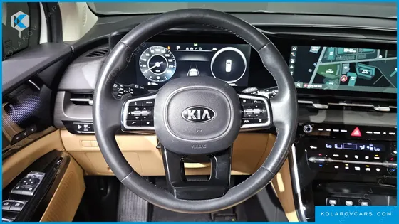 KIA CARNIVAL GASOLINE 9-SEATER SIGNATURE
