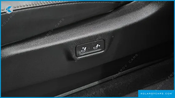 KIA CARNIVAL GASOLINE 9-SEATER SIGNATURE