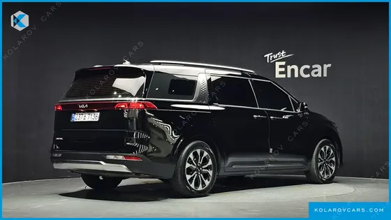 KIA CARNIVAL GASOLINE 7-SEATER NOBLESSE