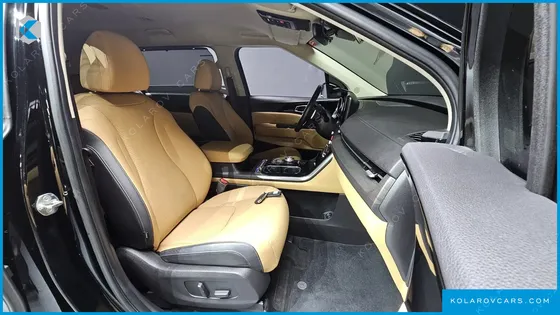 KIA CARNIVAL GASOLINE 7-SEATER NOBLESSE