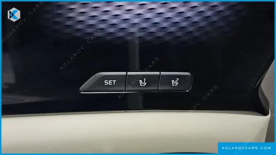 KIA CARNIVAL DIESEL 9-SEATER HI-LIMOUSINE