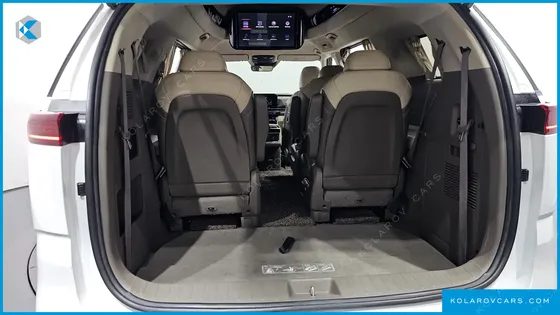 KIA CARNIVAL DIESEL 9-SEATER HI-LIMOUSINE