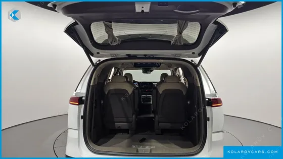 KIA CARNIVAL DIESEL 9-SEATER HI-LIMOUSINE