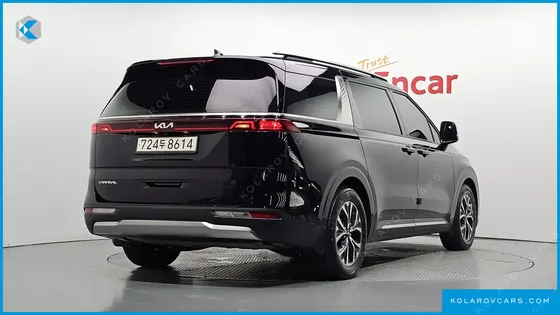 KIA CARNIVAL GASOLINE 11-SEATER NOBLESSE