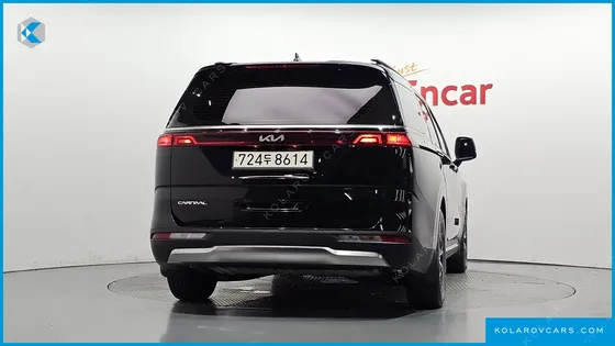 KIA CARNIVAL GASOLINE 11-SEATER NOBLESSE