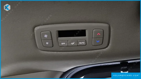 KIA CARNIVAL GASOLINE 11-SEATER NOBLESSE