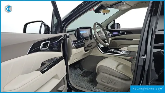 KIA CARNIVAL GASOLINE 9-SEATER HI-LIMOUSINE