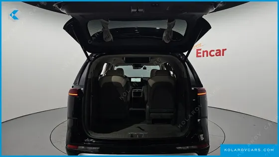 KIA CARNIVAL GASOLINE 9-SEATER HI-LIMOUSINE