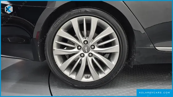 HYUNDAI GENESIS G330 PREMIUM AWD