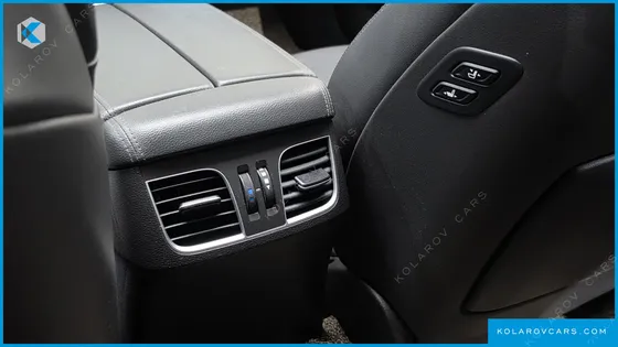 HYUNDAI GENESIS G330 PREMIUM AWD