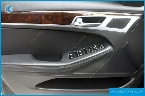 HYUNDAI GENESIS G330 MODERN AWD