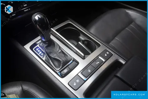 HYUNDAI GENESIS G330 MODERN AWD