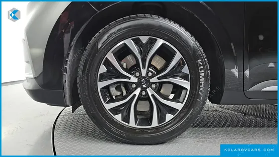 KIA CARNIVAL DIESEL 9-SEATER PRESTIGE