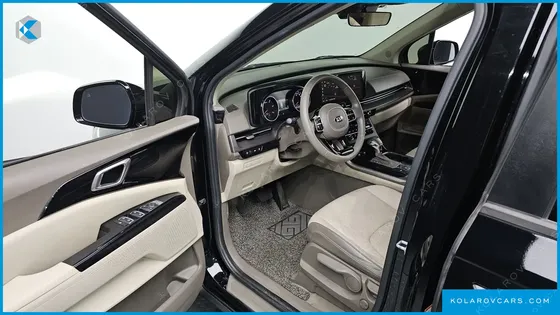 KIA CARNIVAL DIESEL 9-SEATER PRESTIGE
