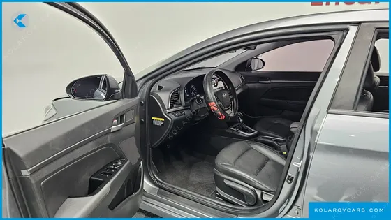 HYUNDAI ELANTRA (AVANTE) 1.6 GDI VALUE PLUS