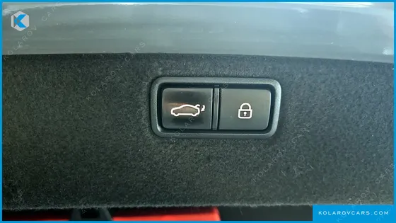 HYUNDAI GENESIS G330 PREMIUM AWD