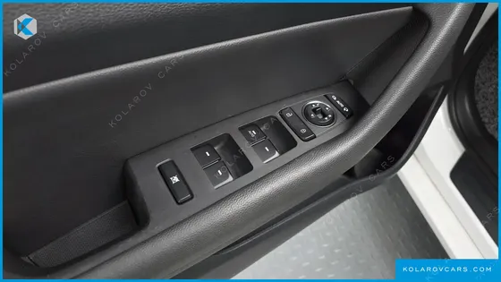 HYUNDAI SONATA 2.0 SMART