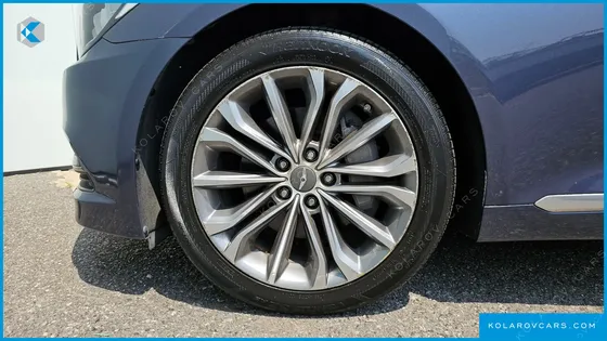 HYUNDAI GENESIS G330 PREMIUM AWD