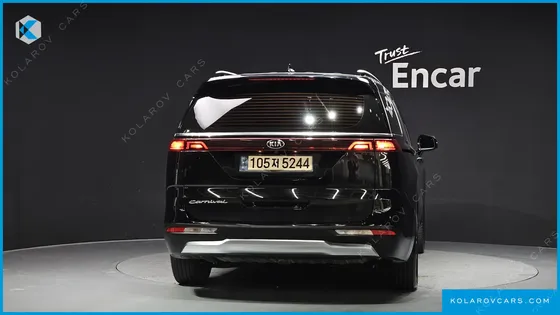KIA CARNIVAL DIESEL 9-SEATER NOBLESSE