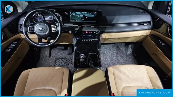 KIA CARNIVAL DIESEL 9-SEATER NOBLESSE