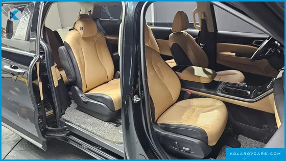 KIA CARNIVAL DIESEL 9-SEATER NOBLESSE