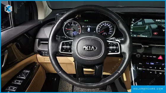 KIA CARNIVAL DIESEL 9-SEATER NOBLESSE