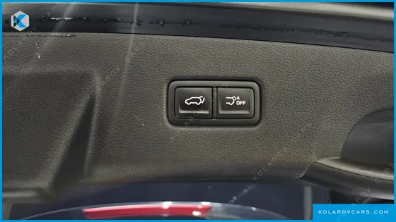 KIA CARNIVAL DIESEL 9-SEATER NOBLESSE