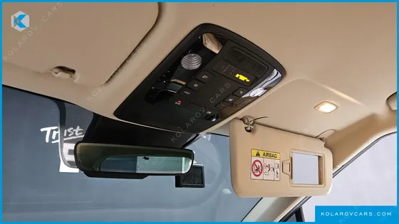 KIA CARNIVAL DIESEL 9-SEATER NOBLESSE