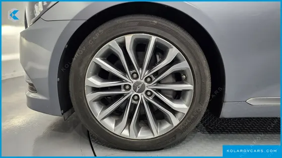 HYUNDAI GENESIS G330 MODERN AWD