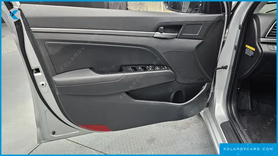 HYUNDAI ELANTRA (AVANTE) 1.6 GDI SMART