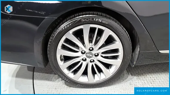 HYUNDAI GENESIS G330 PREMIUM AWD