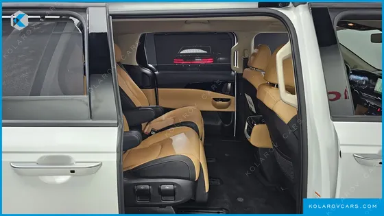 KIA CARNIVAL DIESEL 7-SEATER NOBLESSE
