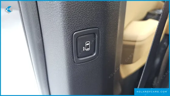 KIA CARNIVAL DIESEL 7-SEATER NOBLESSE
