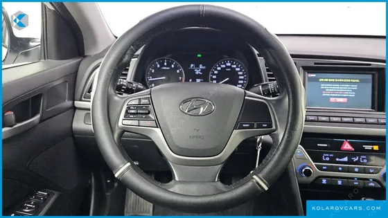 HYUNDAI ELANTRA (AVANTE) 1.6 GDI SMART