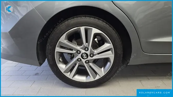 HYUNDAI ELANTRA (AVANTE) 1.6 GDI PREMIUM