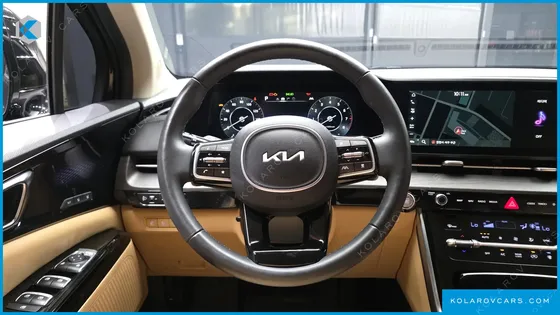 KIA CARNIVAL GASOLINE 11-SEATER SIGNATURE
