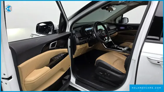 KIA CARNIVAL GASOLINE 9-SEATER SIGNATURE