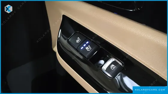 KIA CARNIVAL GASOLINE 9-SEATER SIGNATURE