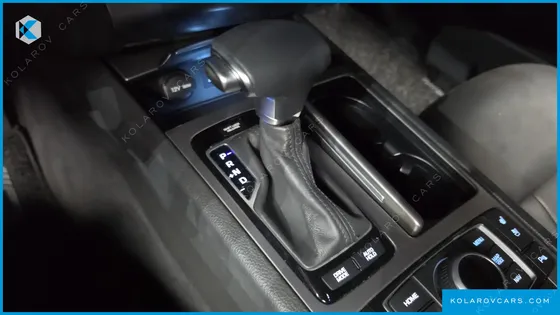 HYUNDAI GENESIS G330 PREMIUM AWD