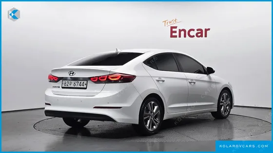 HYUNDAI ELANTRA (AVANTE) 1.6 GDI SMART
