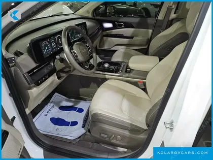 KIA CARNIVAL DIESEL 7-SEATER SIGNATURE