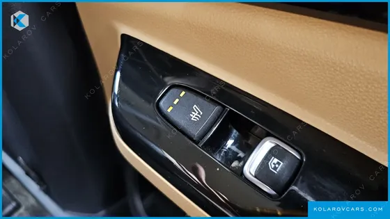 KIA CARNIVAL DIESEL 9-SEATER NOBLESSE