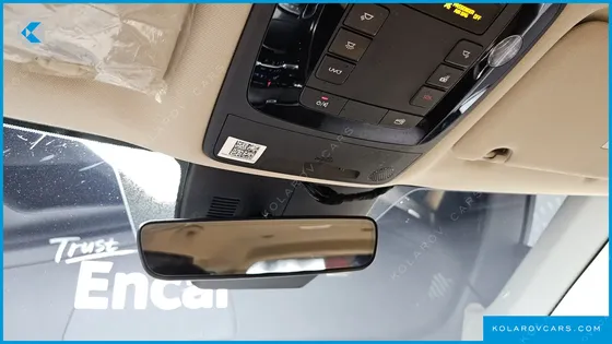 KIA CARNIVAL DIESEL 9-SEATER NOBLESSE