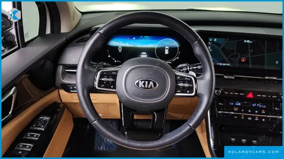 KIA CARNIVAL GASOLINE 7-SEATER NOBLESSE