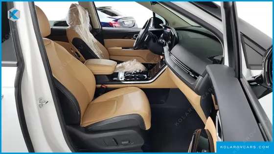 KIA CARNIVAL GASOLINE 7-SEATER NOBLESSE