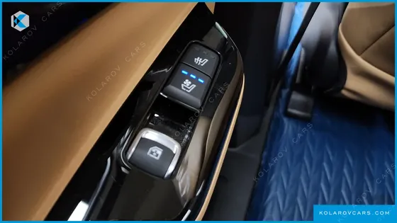 KIA CARNIVAL GASOLINE 7-SEATER NOBLESSE